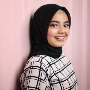 Hijab Style Guide: Mastering the Perfect Match for Your Outfit - Aneeq Modest Wear